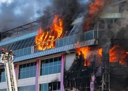 Miljoenenbrand en vervangend kantoor